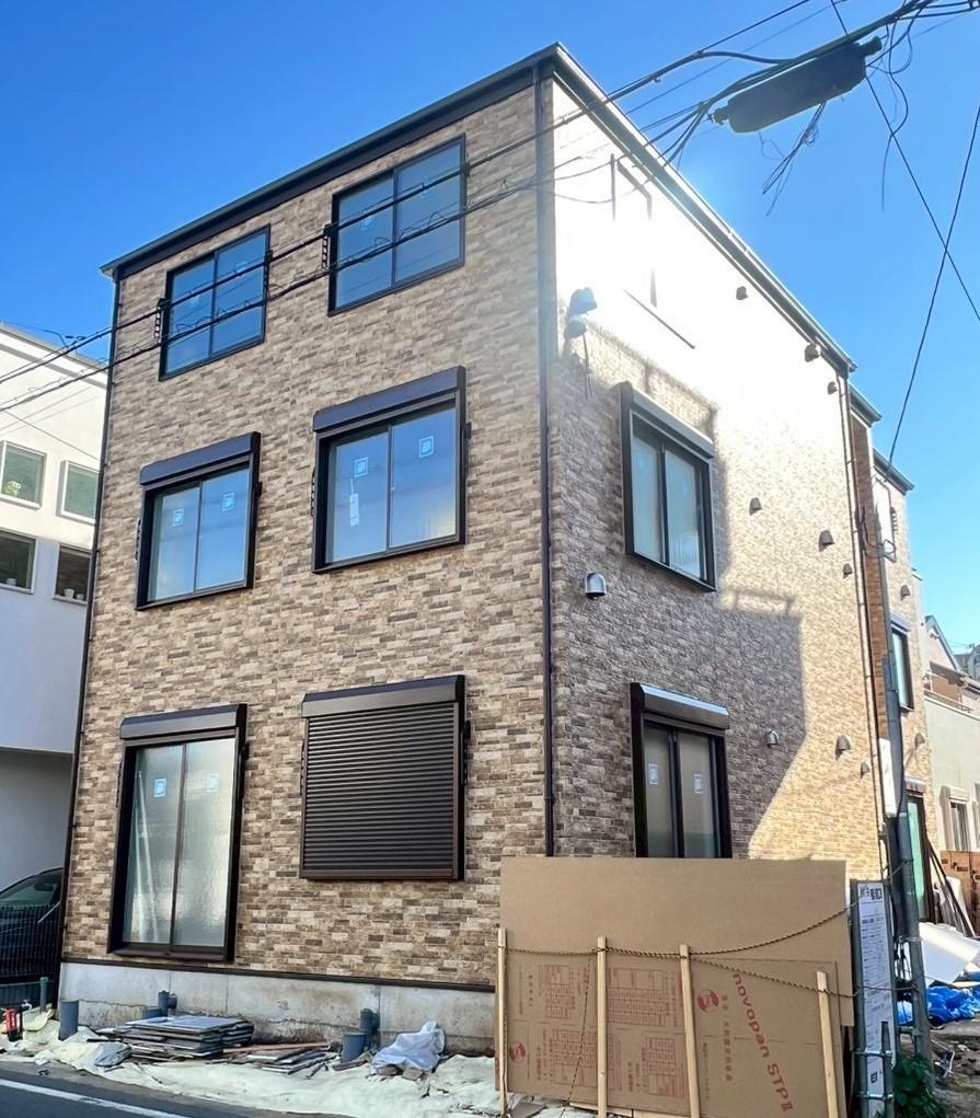 アリア・グランデ上大岡