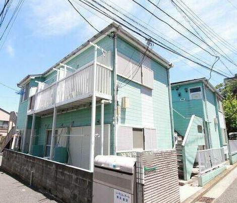 神奈川県横浜市金沢区六浦東1丁目の建物