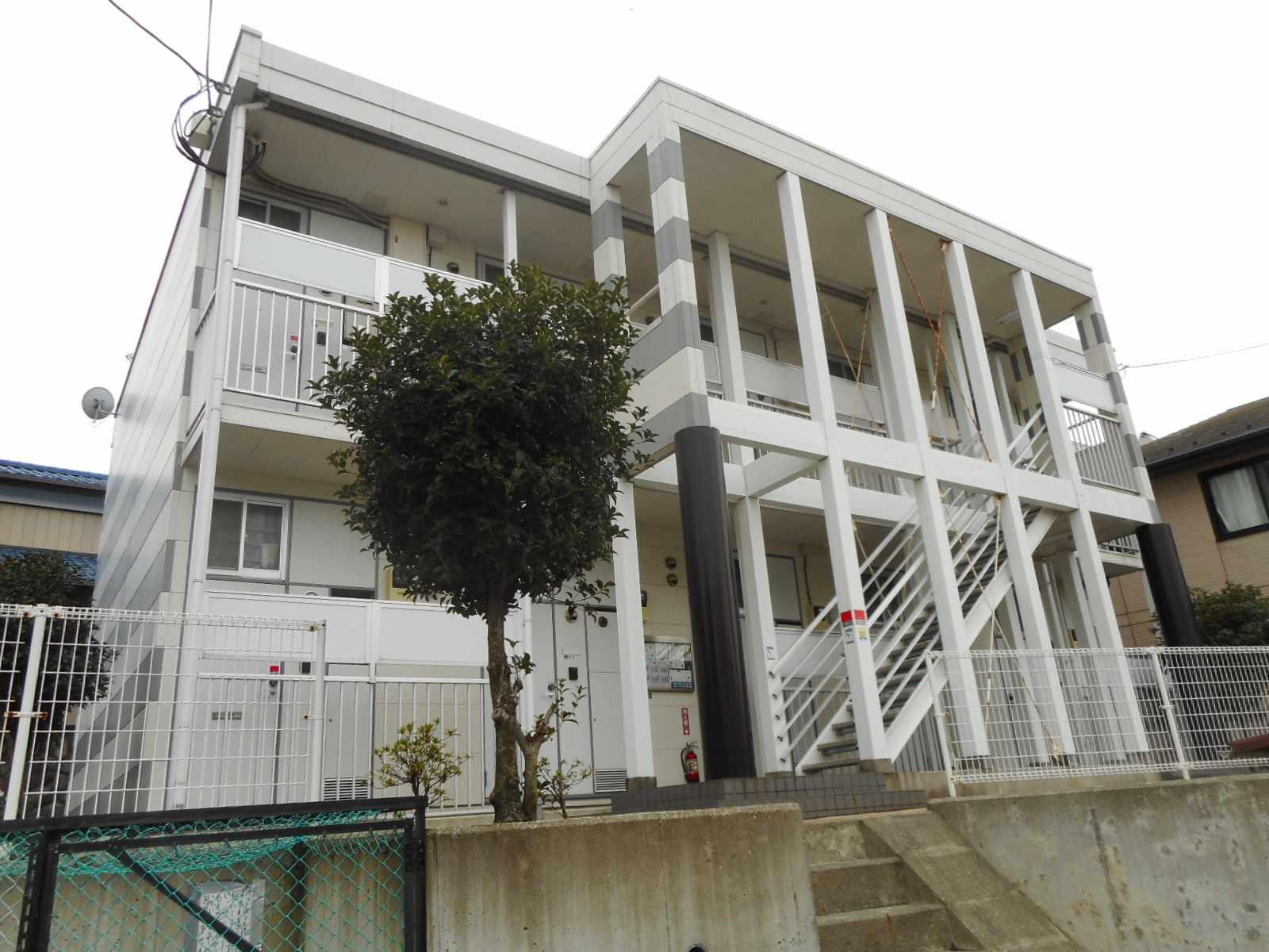 レオパレス川島