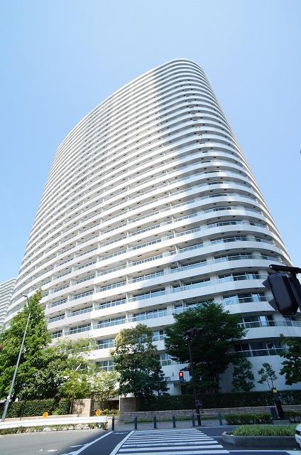 M.M.TOWERS FORESIS L