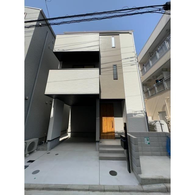 横浜市グリーンＬ 高田駅(神奈川) 徒歩8分 3階建 築4年