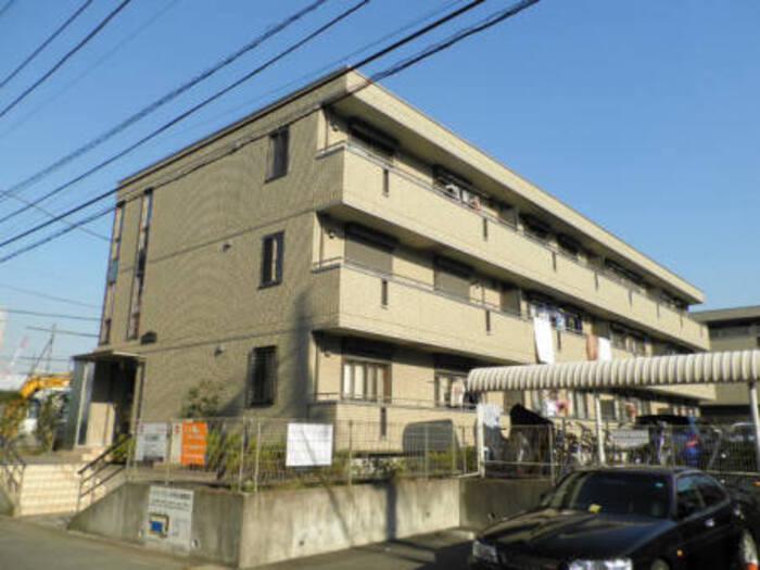 メゾン・アムール壱番館