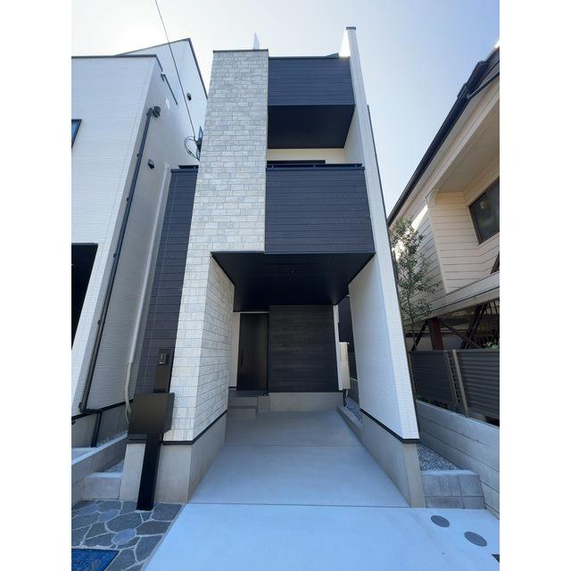 神奈川県横浜市旭区鶴ケ峰1丁目の戸建賃貸