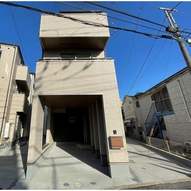 南武線 平間駅 徒歩13分  築4年(3SLDK)