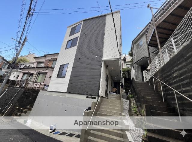 BASE三ツ沢下町