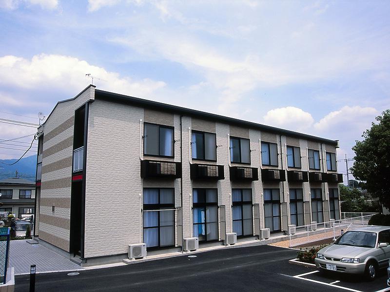 レオパレスパルマ