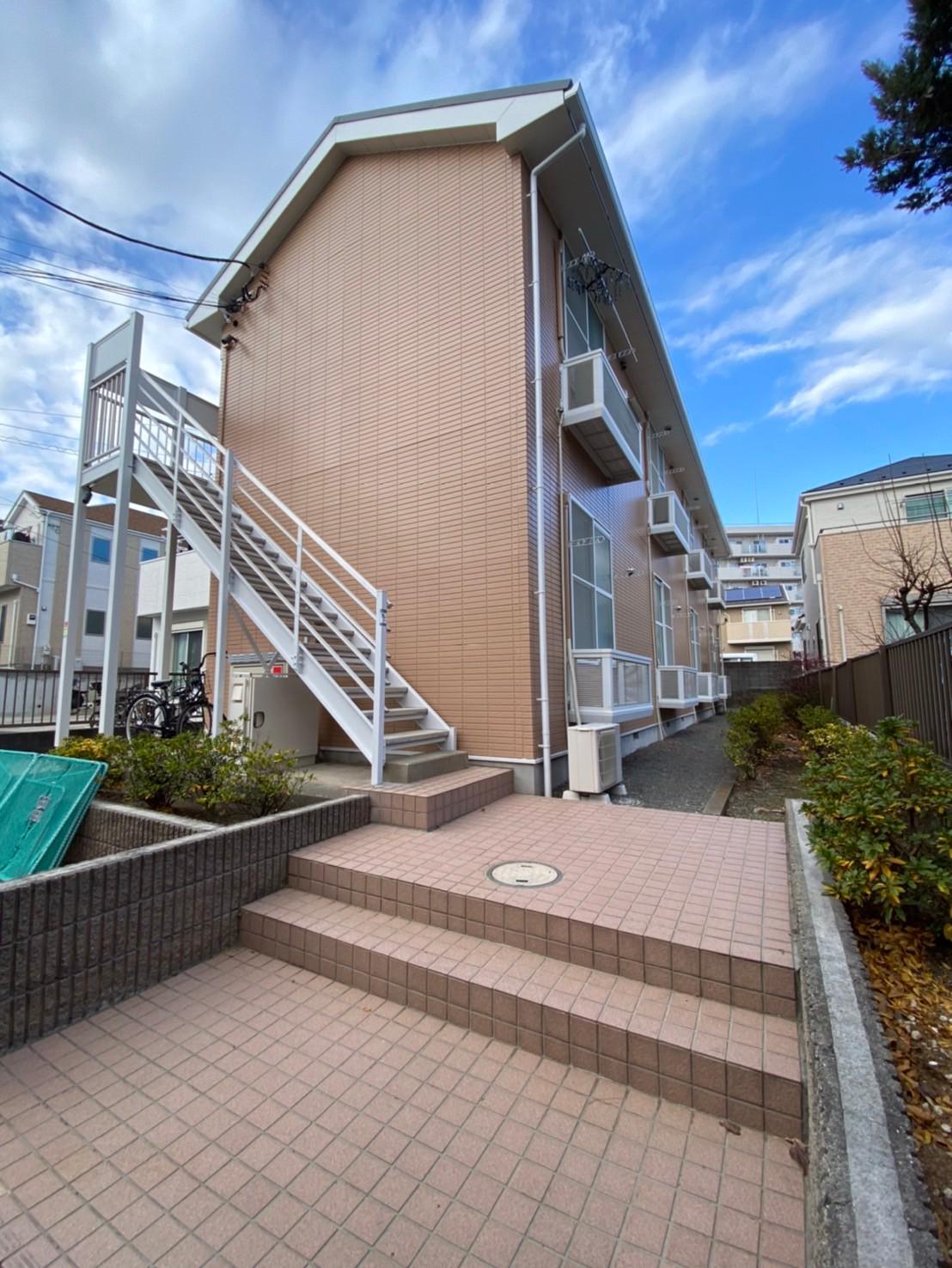 レオパレスアルブル