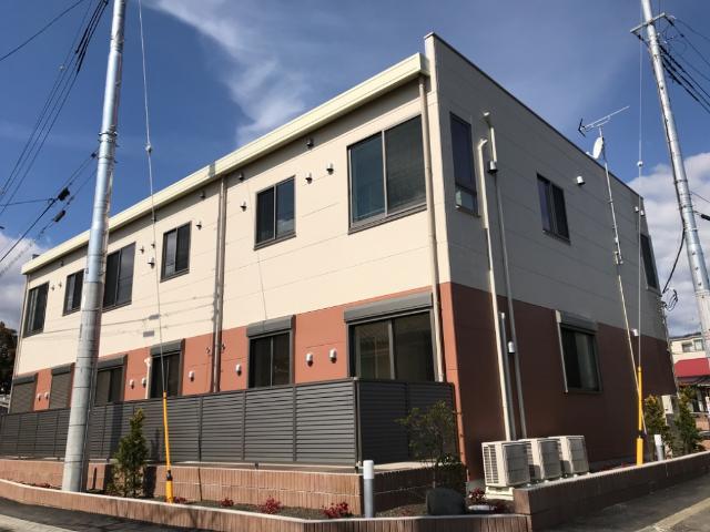 グリシーヌ・郷