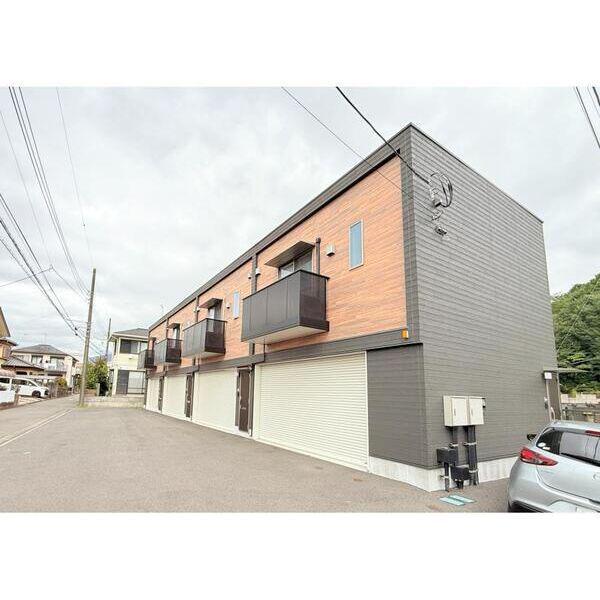 プレミアムガレージハウス秦野中井IC I