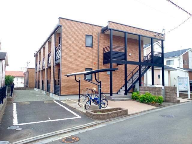 レオネクストアンフィーニ洋