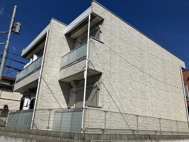 リブリ・アジール・リラ