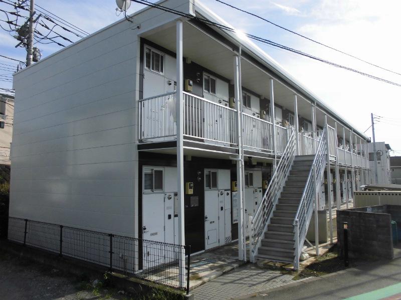 レオパレスカーナ