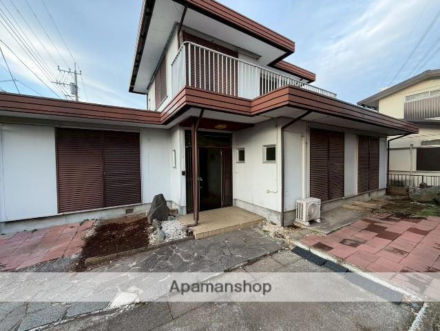 神奈川県伊勢原市下落合の戸建賃貸