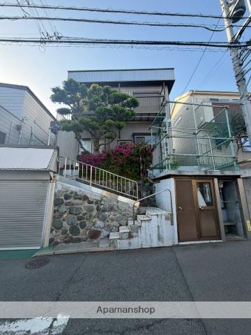 小田急電鉄江ノ島線 六会日大前駅 徒歩6分  築57年(2K/1階)