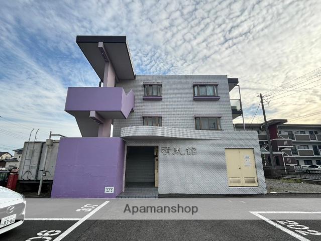 神奈川県小田原市栢山の建物