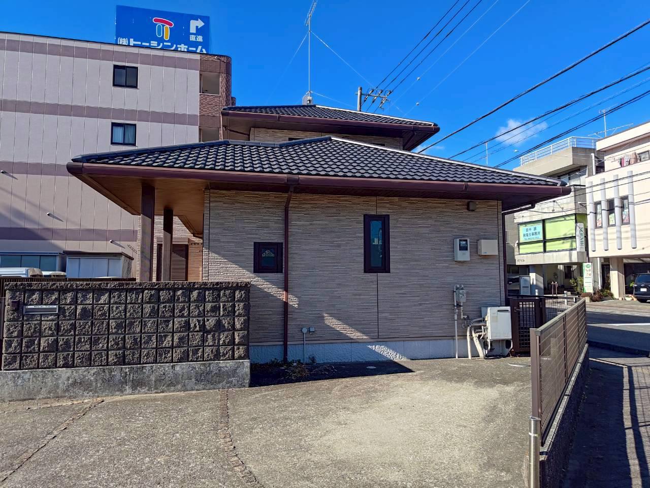 小田急電鉄小田原線 伊勢原駅 徒歩6分 2階建 築21年