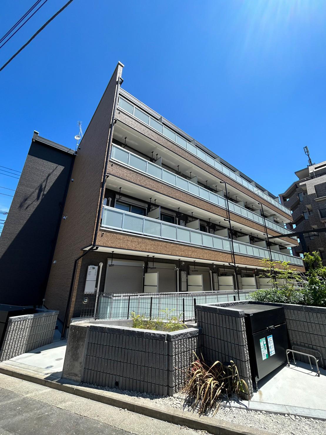 ヴィラ立場