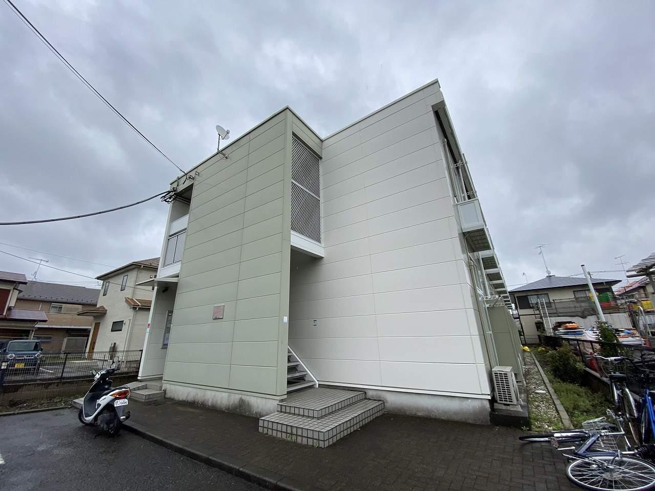 レオパレスシャルム