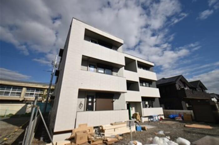 ロイヤルヒルズ(2LDK/3階)