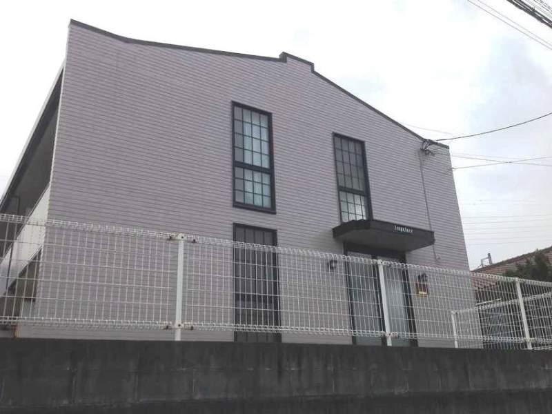 レオパレスチェリー