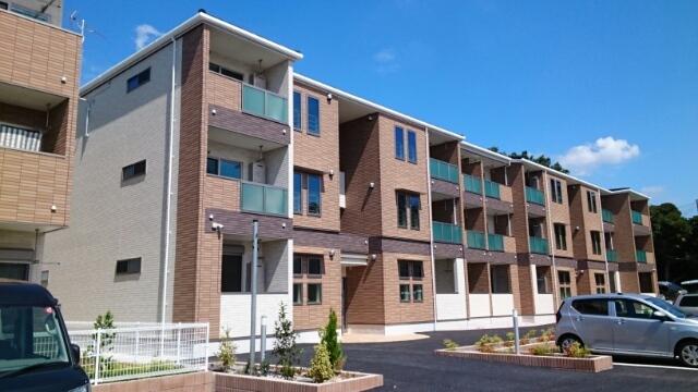 ウッドパーク林間 B