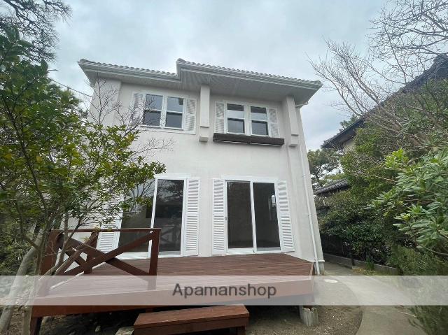 神奈川県藤沢市鵠沼松が岡5丁目の戸建賃貸