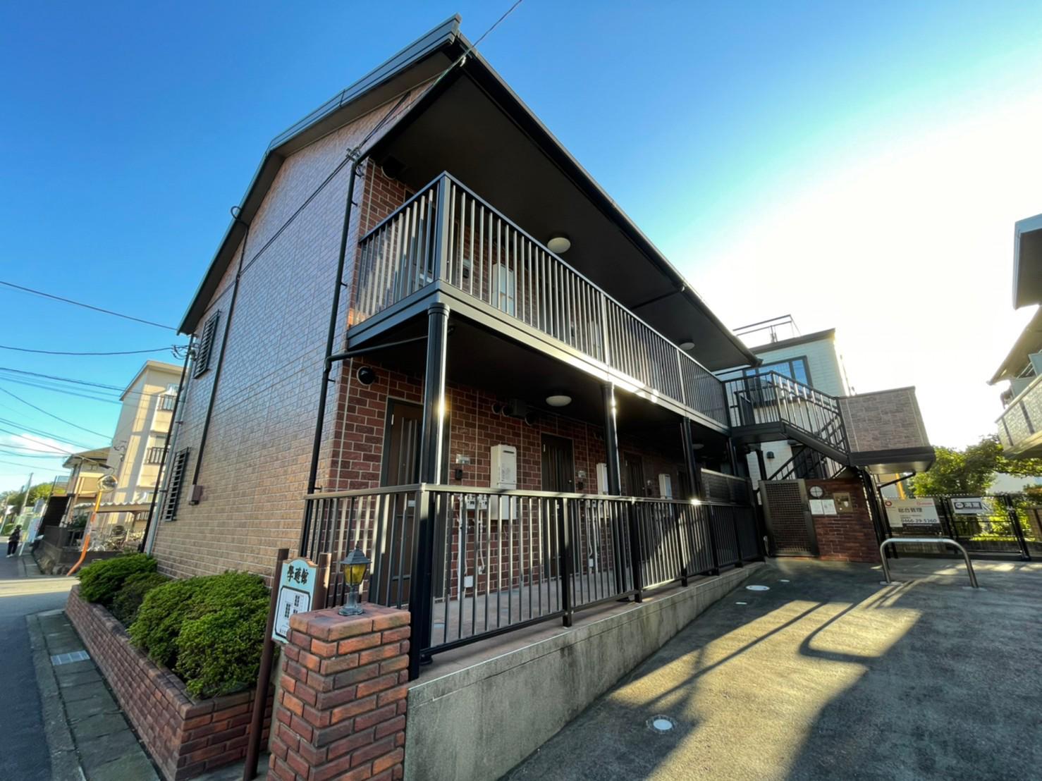 神奈川県藤沢市亀井野の建物