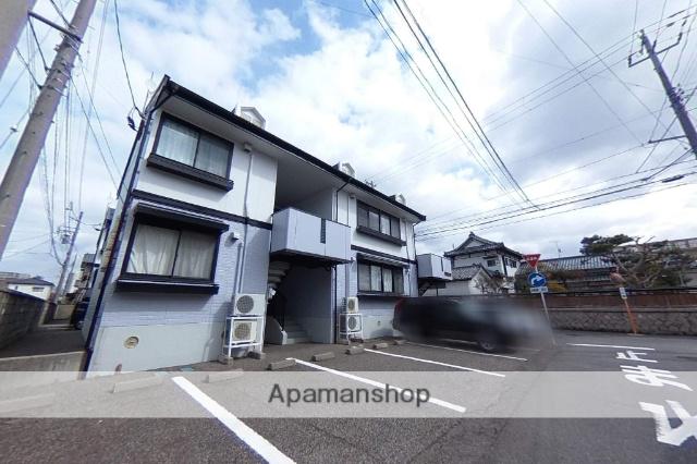 ファミーユ駅南 A棟