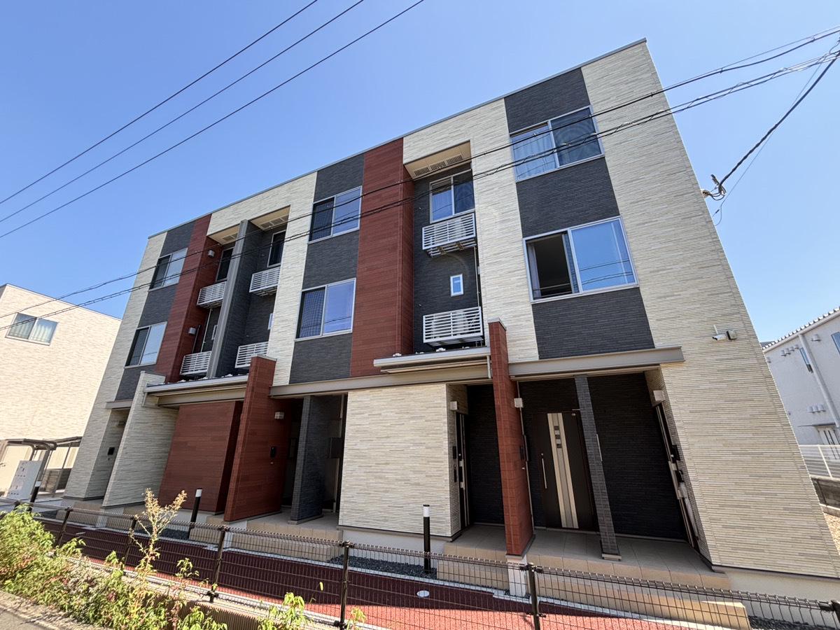 ナリワリ リリー