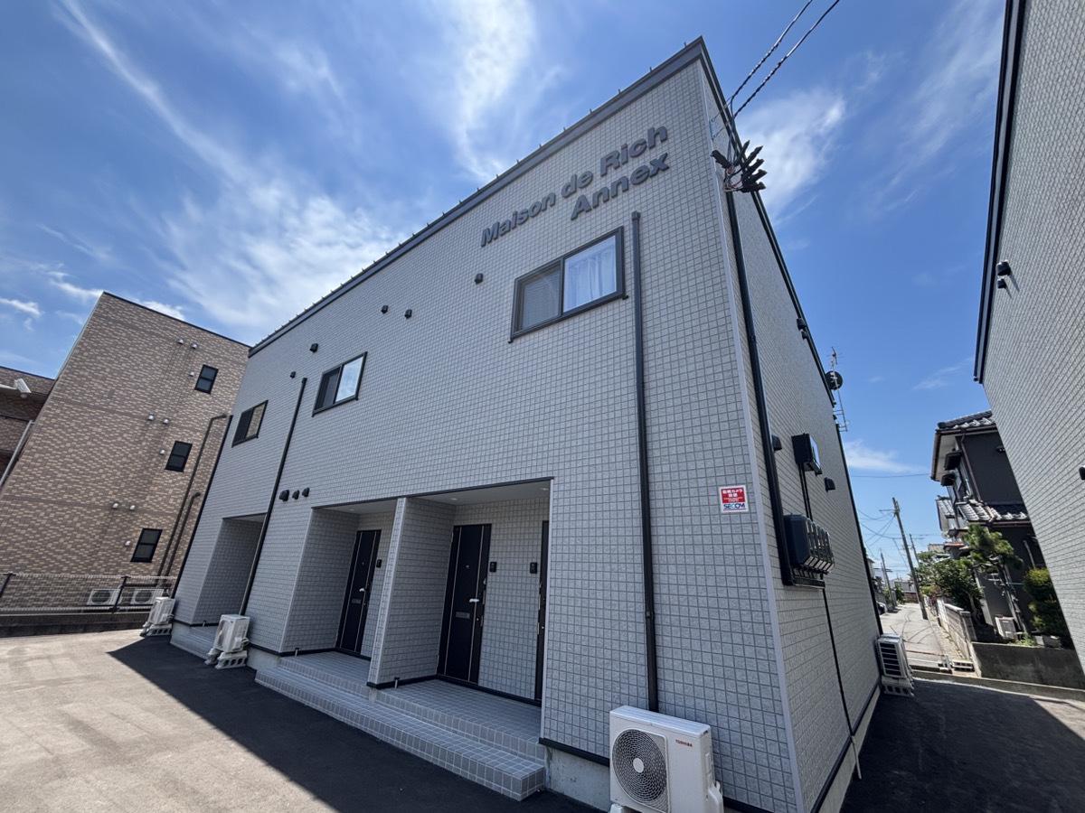 MAISON DE RICH ANNEX[1階]