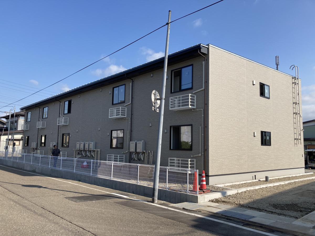 ヴィラ シャングリラ高田 B