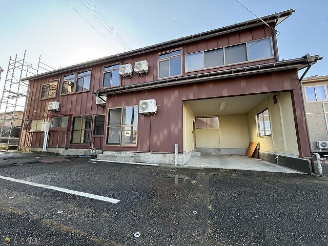 新潟県長岡市宮栄2丁目の戸建賃貸
