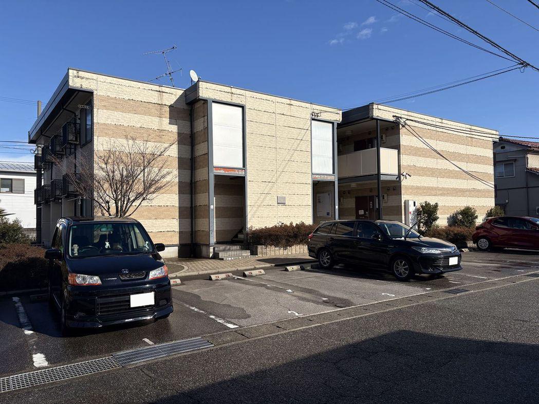 レオパレスハイツファースト