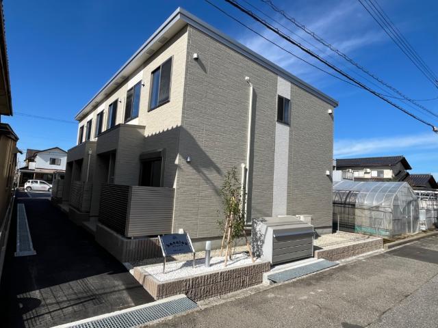 富山市神通本町アパート