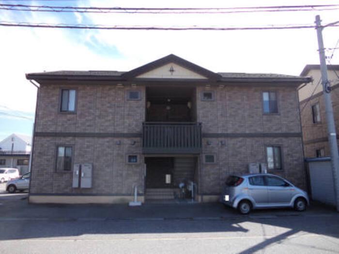 ウィルモア上飯野 B棟