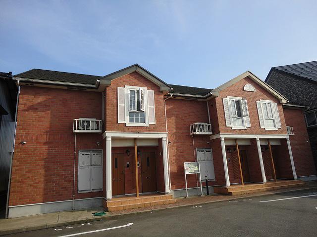 富山県高岡市の建物