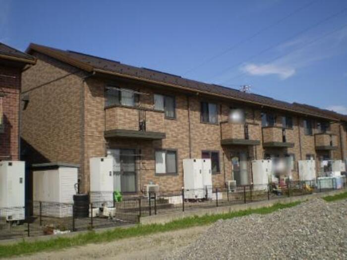 エルフタウン吉久J