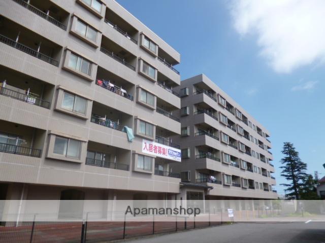 ラウンドパレス