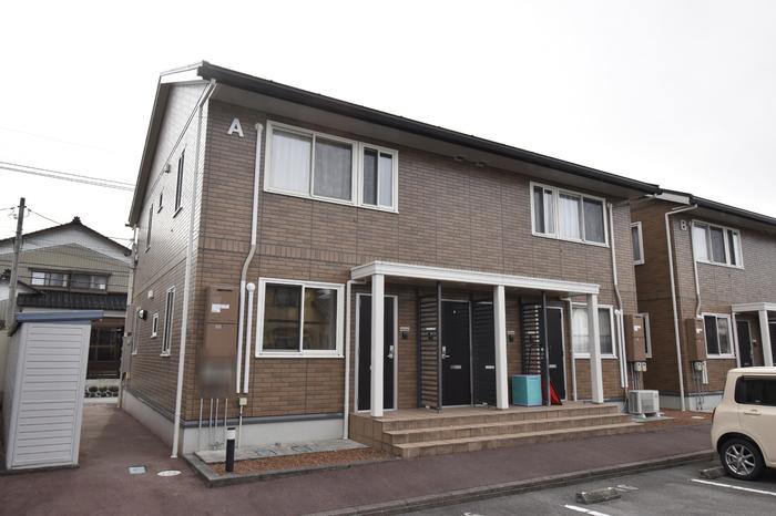 ジュネス一本木 A棟