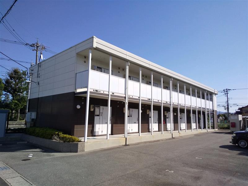 レオパレスとんび