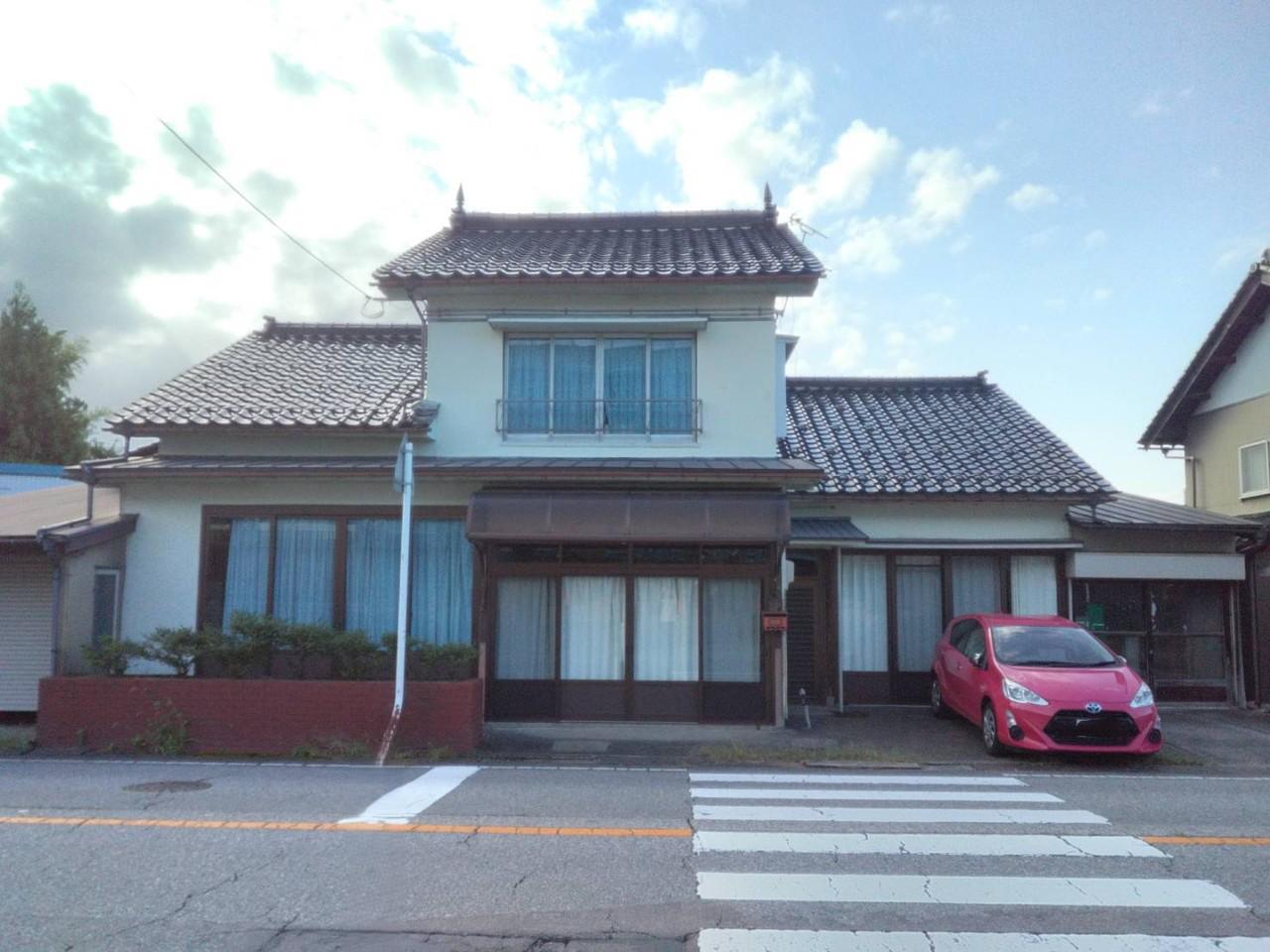 富山地鉄不二越上滝 月岡駅(富山) 徒歩18分 2階建 築60年