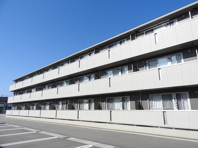 ブランズ北魚津