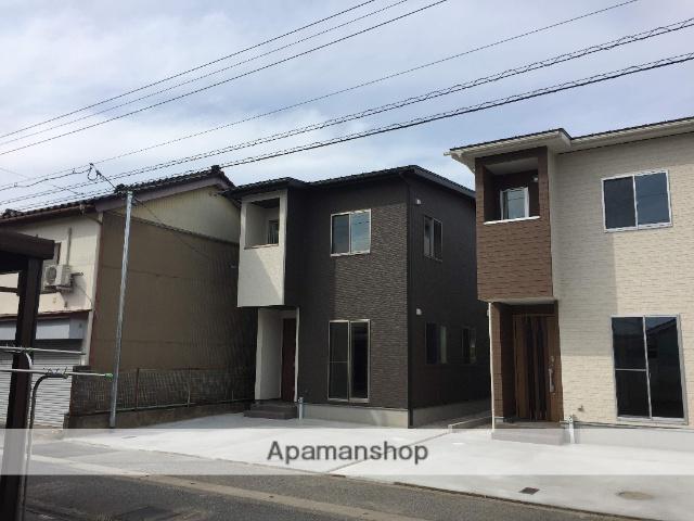 富山県富山市新庄町の戸建賃貸
