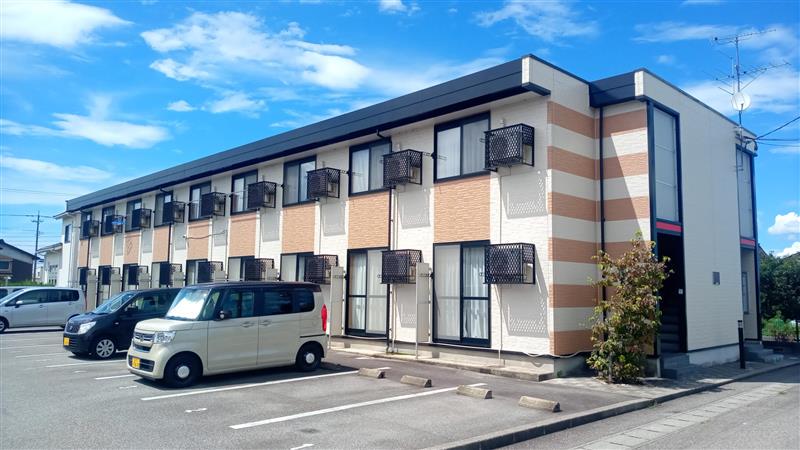 レオパレス千代 A