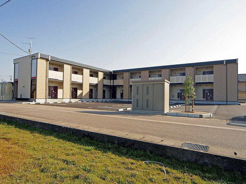 レオパレスパストラル 砺波Ⅱ