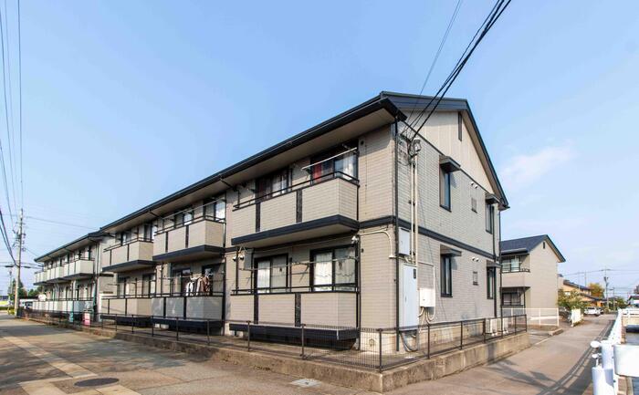 メゾン栄町III