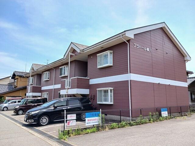 プラドール横川