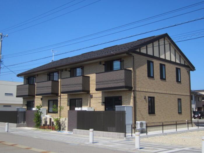 ＩＲいしかわ鉄道 松任駅 徒歩16分 2階建 築11年