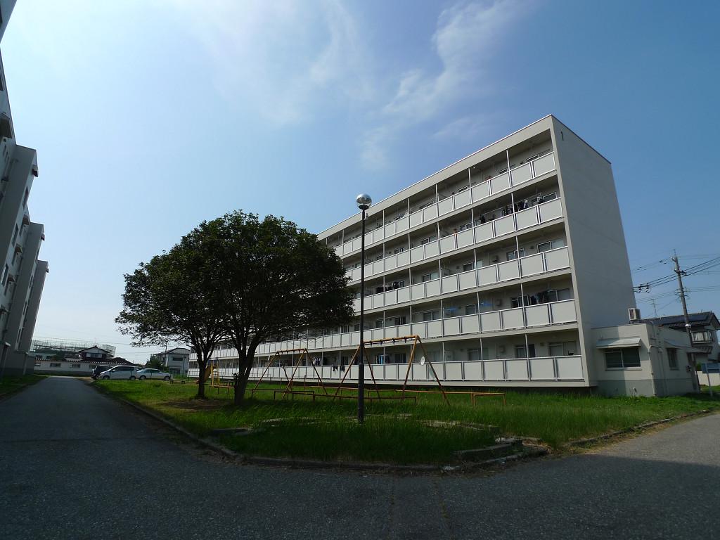 ビレッジハウス小松第二1号棟