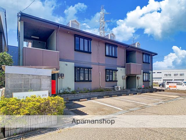 ドミール・ド・シャルマン駅西